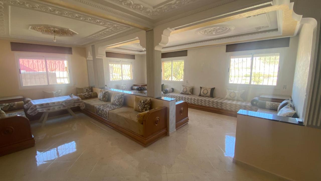 Big Appartement In Ksar Sgher And Close Ksar es Sghir Ngoại thất bức ảnh
